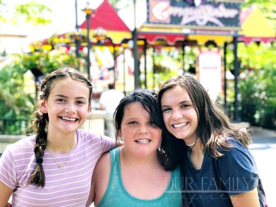connect with your kids at Six Flags Over Texas