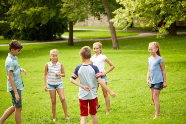 21 Outdoor Field Day Games: No Equipment Needed!