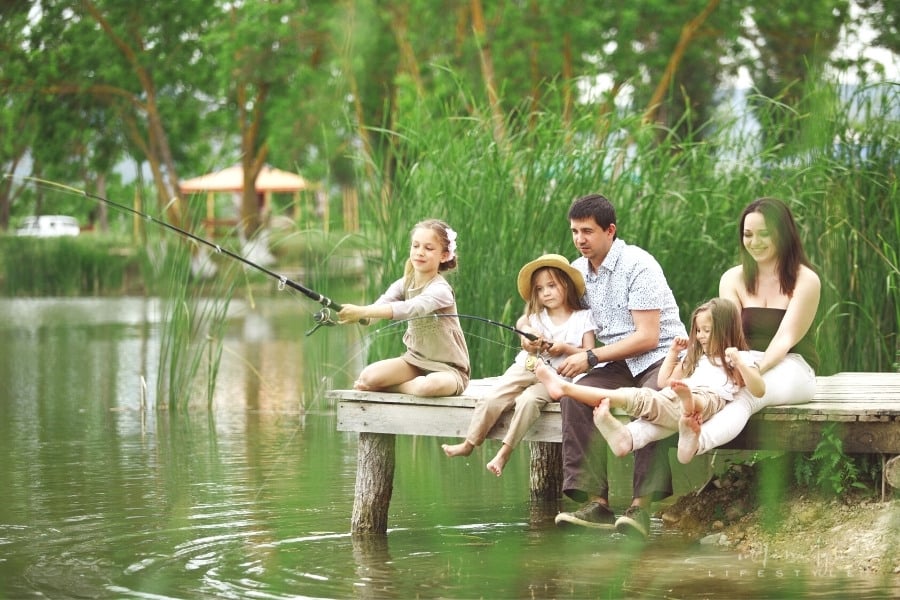 How To Plan a Fishing Trip With Your Family? Follow These Guidelines