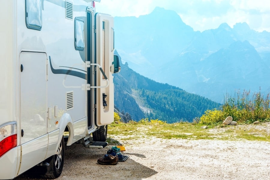 rv motorhome camping in mountains