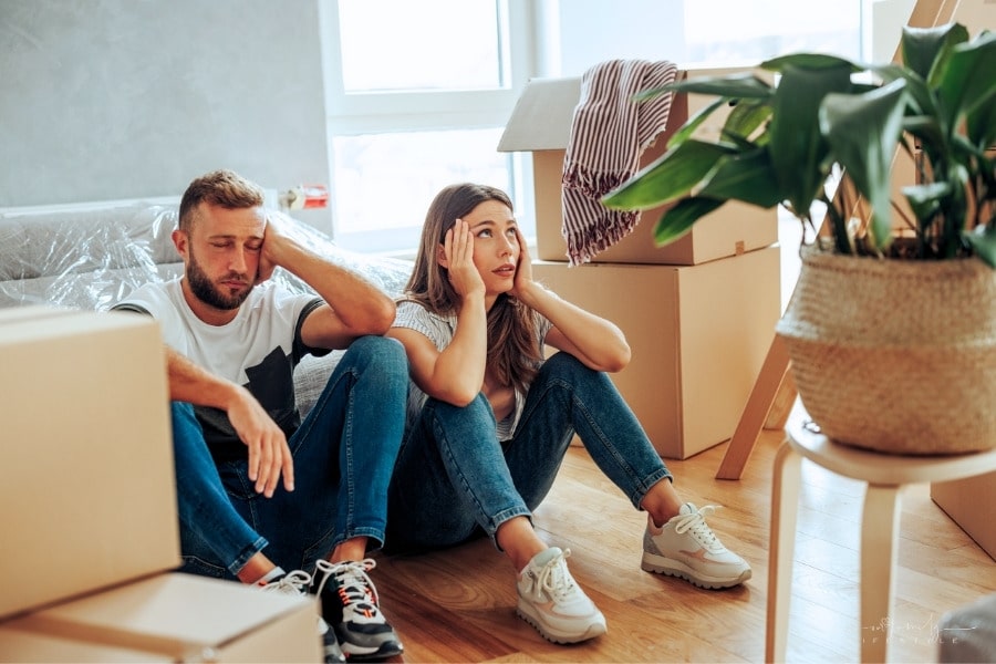 couple stressed over packing to move