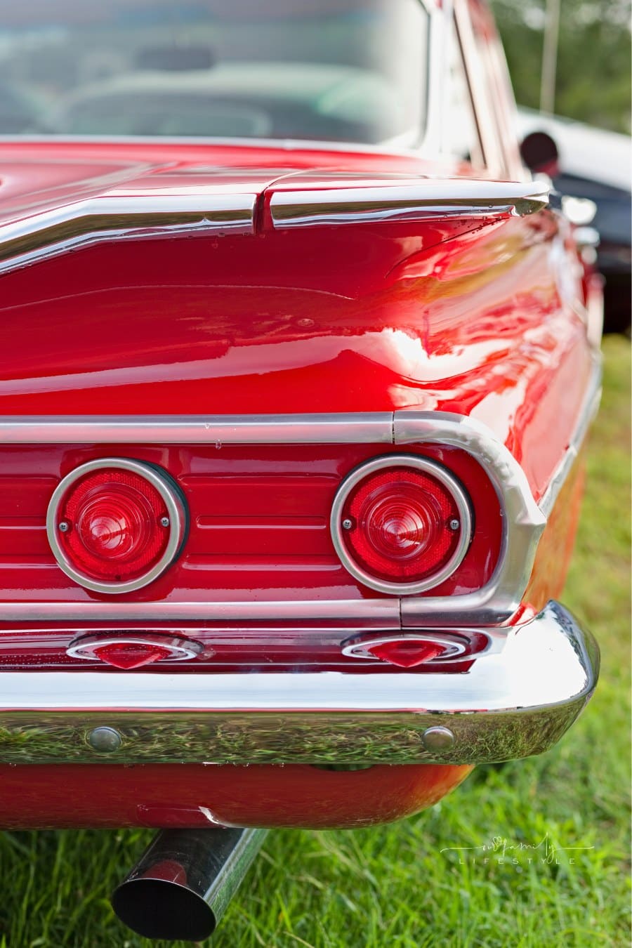 red 50's Classic Car Tailfin